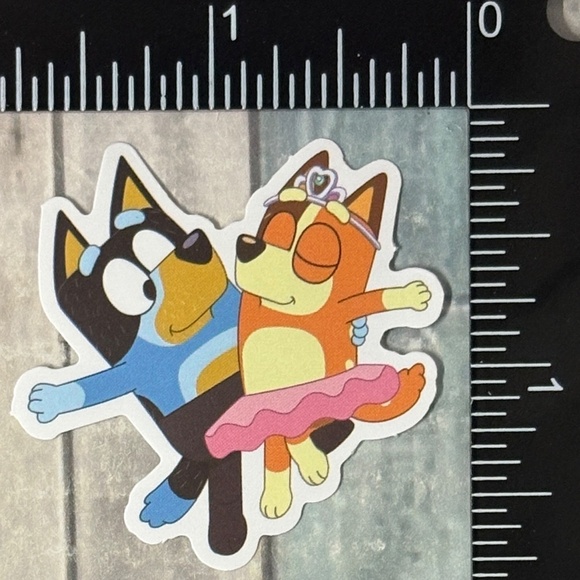 🌀10/$10🌀 Cute Bluey & Bingo Reusable Waterproof Vinyl Sticker Decal - Picture 1 of 1